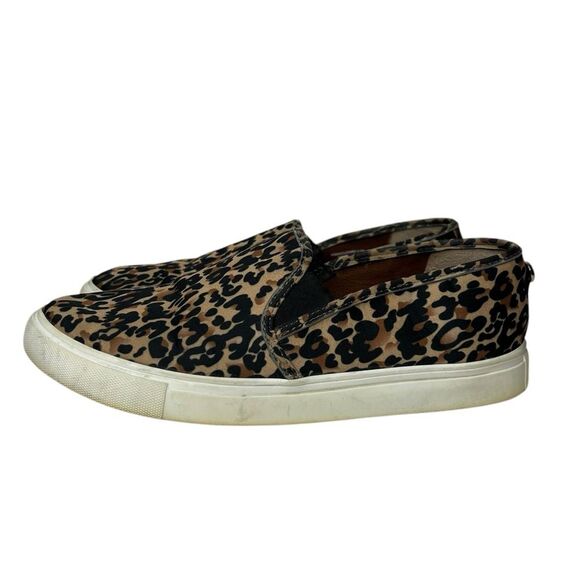 Steve Madden cheetah leopard print slip on shoes 9.5 - Picture 1 of 11